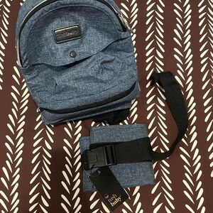 tushbaby Hip Seat Carrier and Waistband Extender